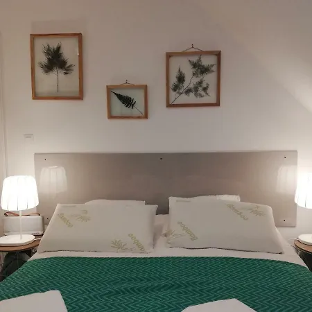 Les Obiones Apartment *