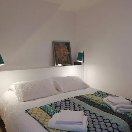 Les Obiones Apartment